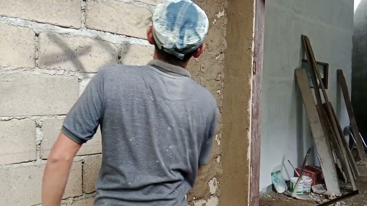 Tukang serbaguna pelestar dinding beton tercepat di dunia