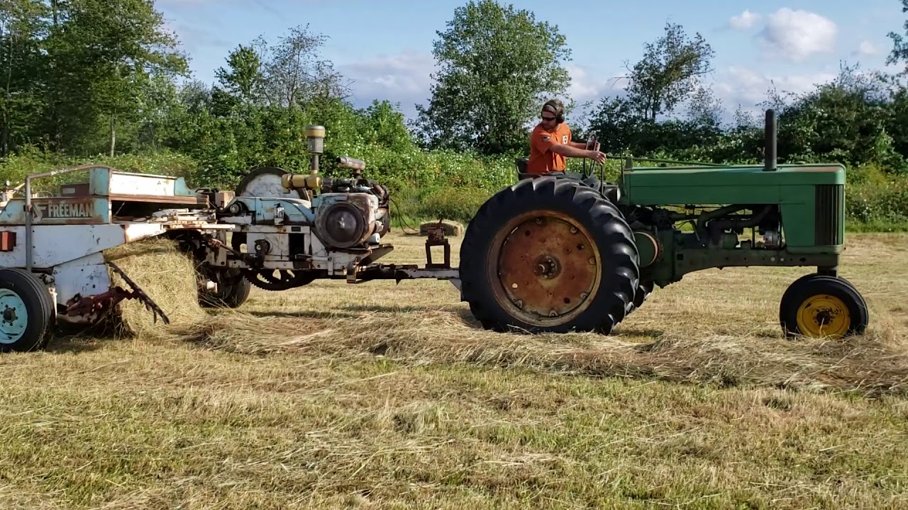JD 60 pulling Freeman 3 tie wire baler