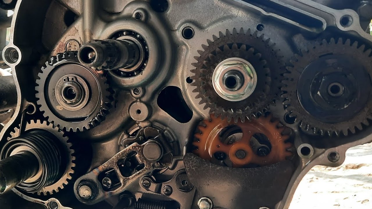 Merakit Kembali Mesin Sebelah kanan Yamaha vixion #enginerebuild