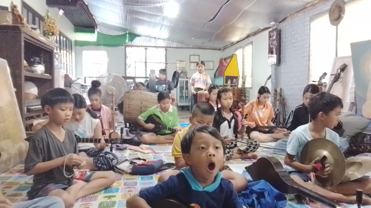 ร่มฟ้าปารมี(ซ้อม)ผญายอง