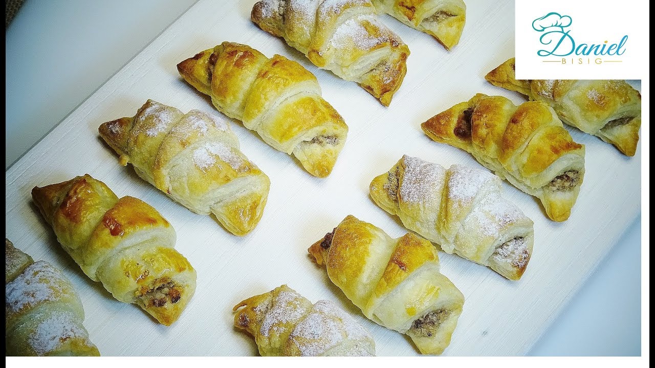 Kleine Nussgipfel mit Zitrone  / Fingerfood / einfach und schnelles Rezept