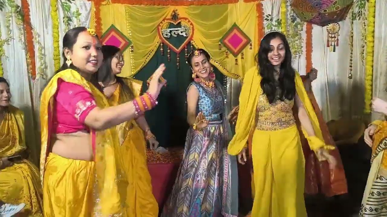 हल्दी के लिए सब तैयार हो गए😍|| हल्दी रसम शुरू🎉 #vlog #haldiceremony #subscribe @sandygupta56 