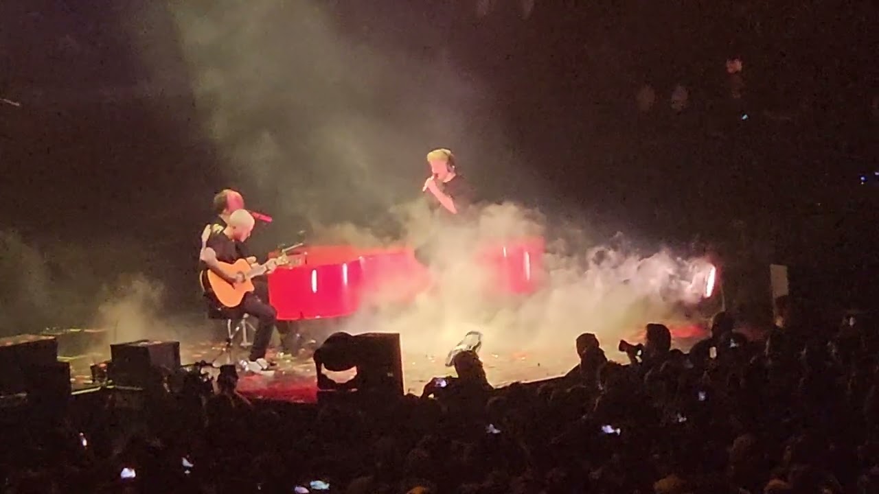 Electric Callboy - Acoustic Covers @ Lanxess Arena Köln 03.03.2023  - 4k60