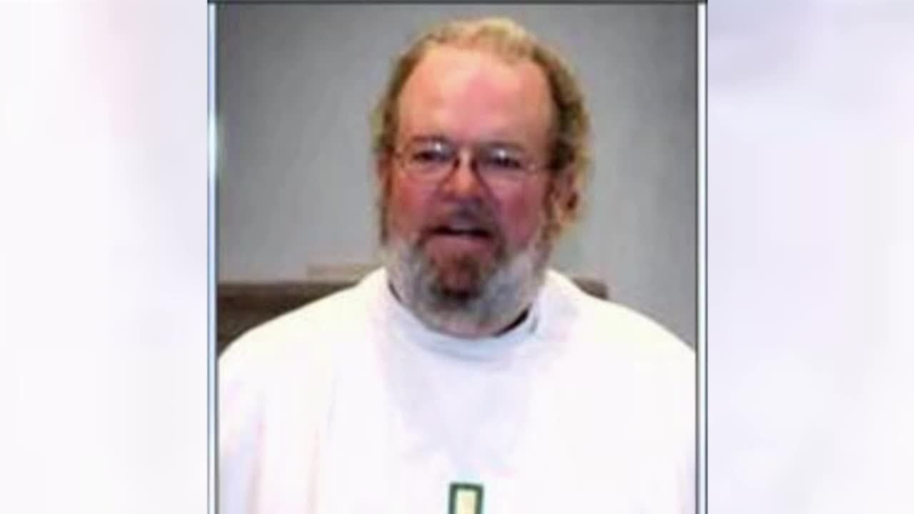 Iowa court dismisses sexual abuse charges against former Port Charlotte priest