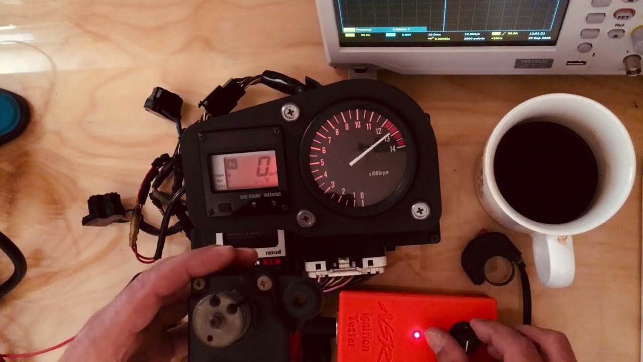 Nsr250 MC28 Pgm4 ECU testing.