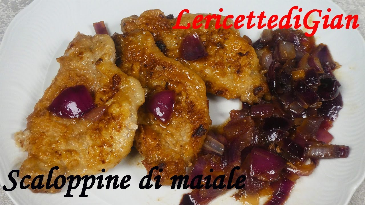 Scaloppine di maiale con le cipolle caramellate - Ricetta secondo piatto veloce