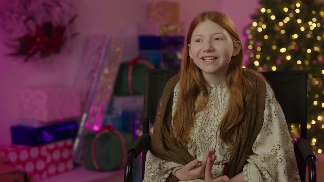 The Best Christmas Pageant Ever - itw Beatrice Schneider (Official video)