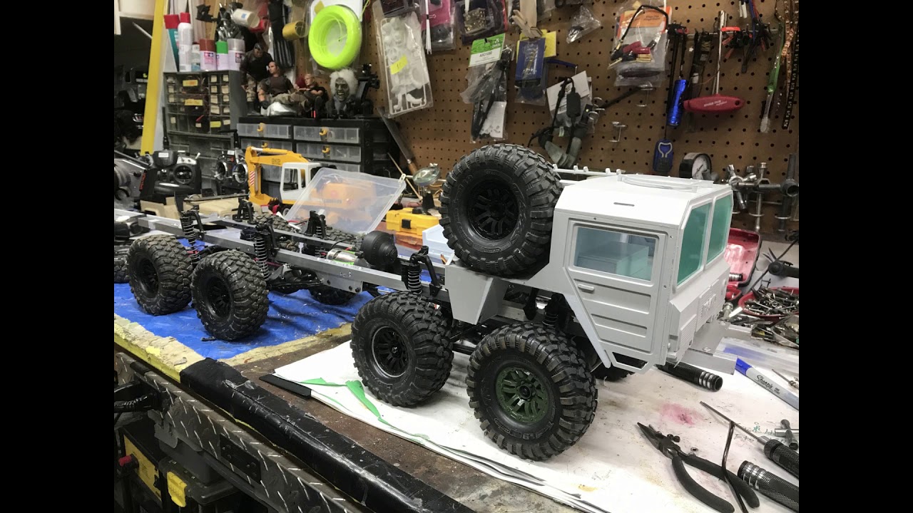 Axial Custom 8X8 build seriespart 1