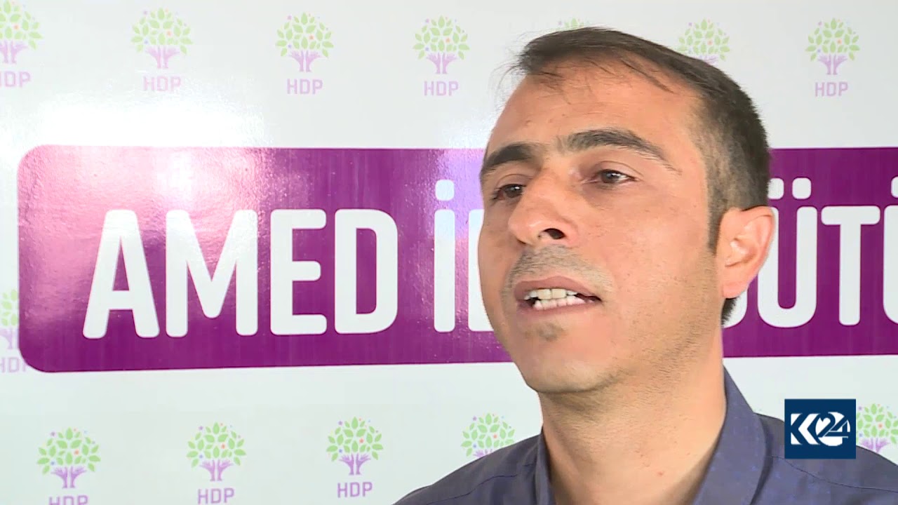 HDP 22'&ecirc; T&icirc;rmeh&ecirc; li Diyarbekir&ecirc; mit&icirc;ngek&ecirc; li dar dixe