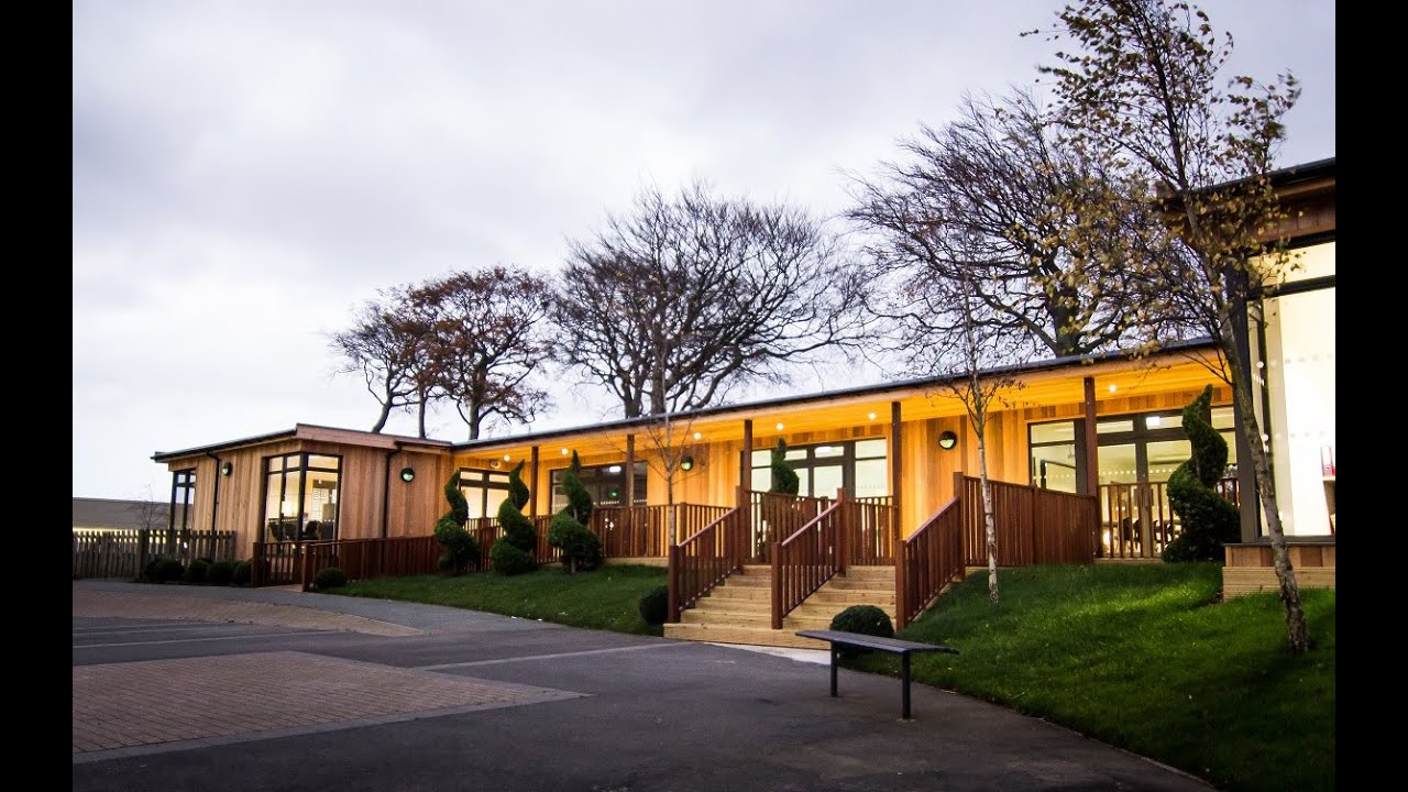 Bespoke Eco Building at Shotton Hall Academy : classrooms : teacher training : offices : TG Escapes