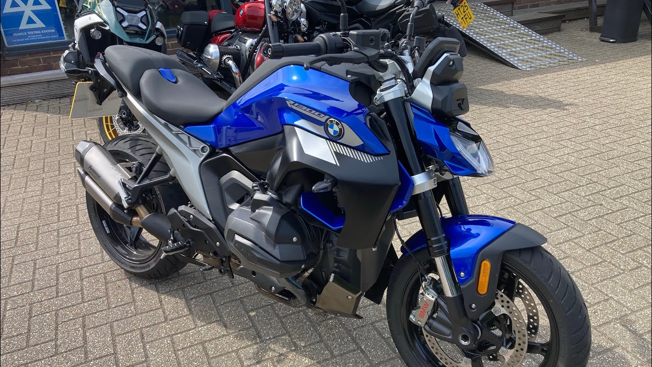 2025 BMW R1300R Roadster Test Ride
