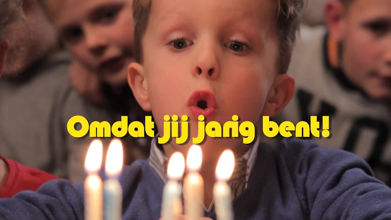 DE VERJAARDAGSHIT! VAN HARTE GEFELICITEERD OMDAT JIJ JARIG BENT!
