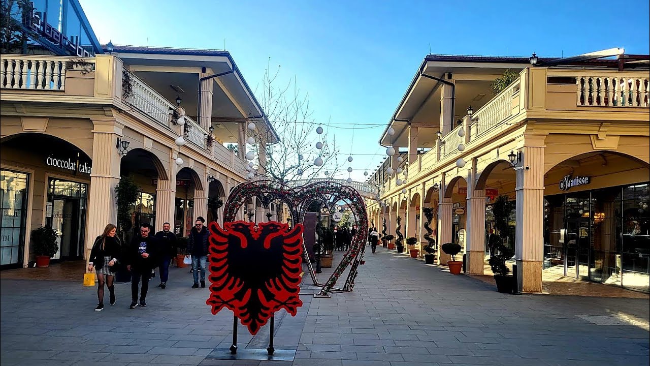 PRIZREN - KOSOVE 2023 🇽🇰 | ABI CARSHIA |Shopping Time #kosovo #subscribe #travelvlog #albania #photo