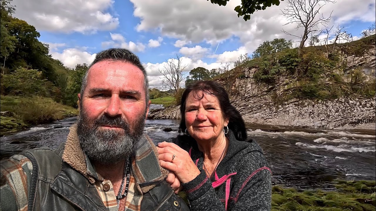(HIKING Around BURNSALL In The YORKSHIRE DALES !!!) #Outdoors
