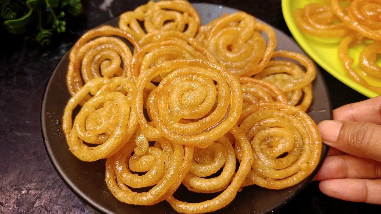 জিলাপি বনালো মাত্ৰ ২০ মিনিটতে | Jilapi Recipe | Instant Homemade Jalebi Recipe in Assamese