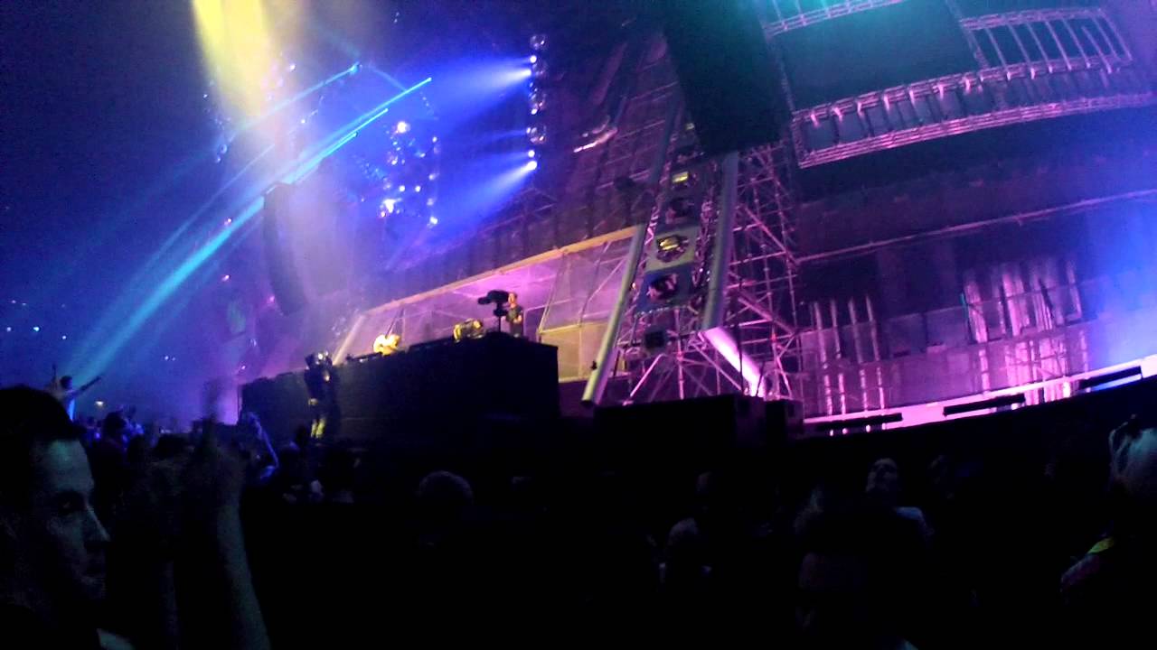 Wasted Penguinz - International Departure @ HARD BASS 2013 (Widescreen HD)