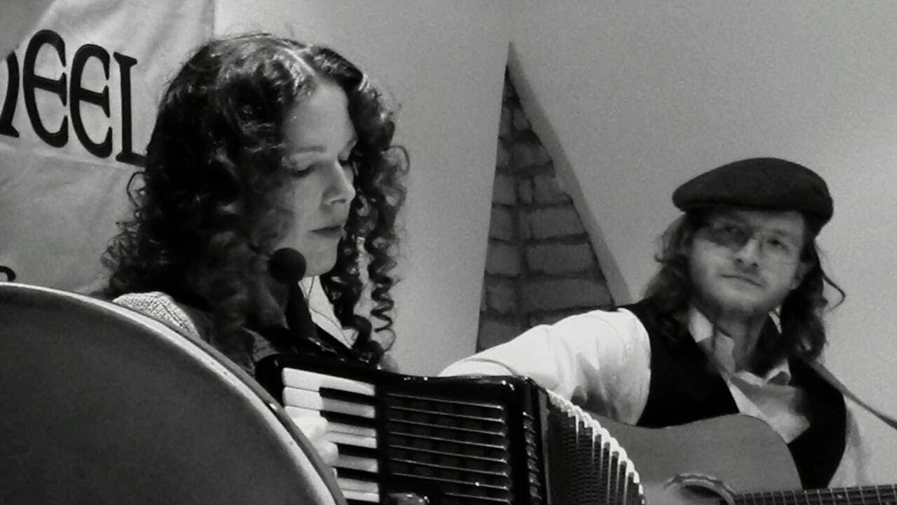 Mummer's Dance  (Cover by Spinning Wheel)