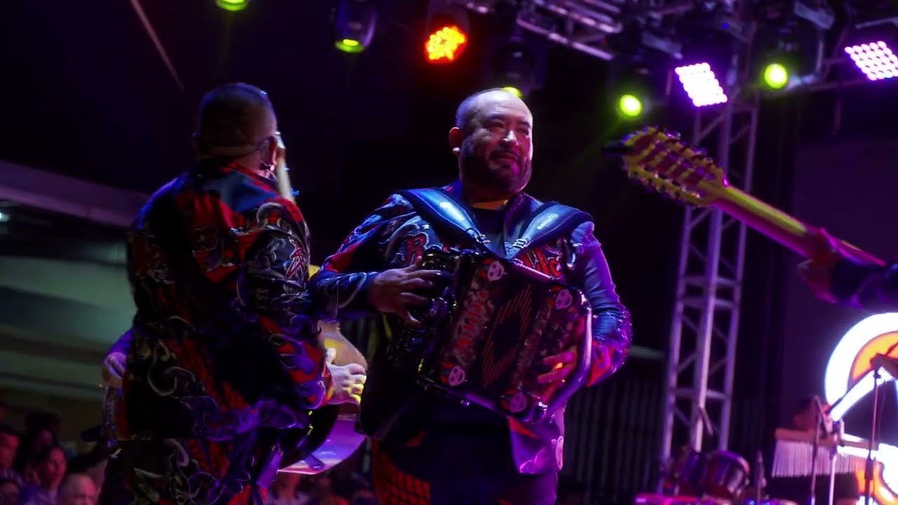Los Nuevos Rebeldes - Concierto desde La Parroquia El Buen Pastor  (En Vivo) (2025)