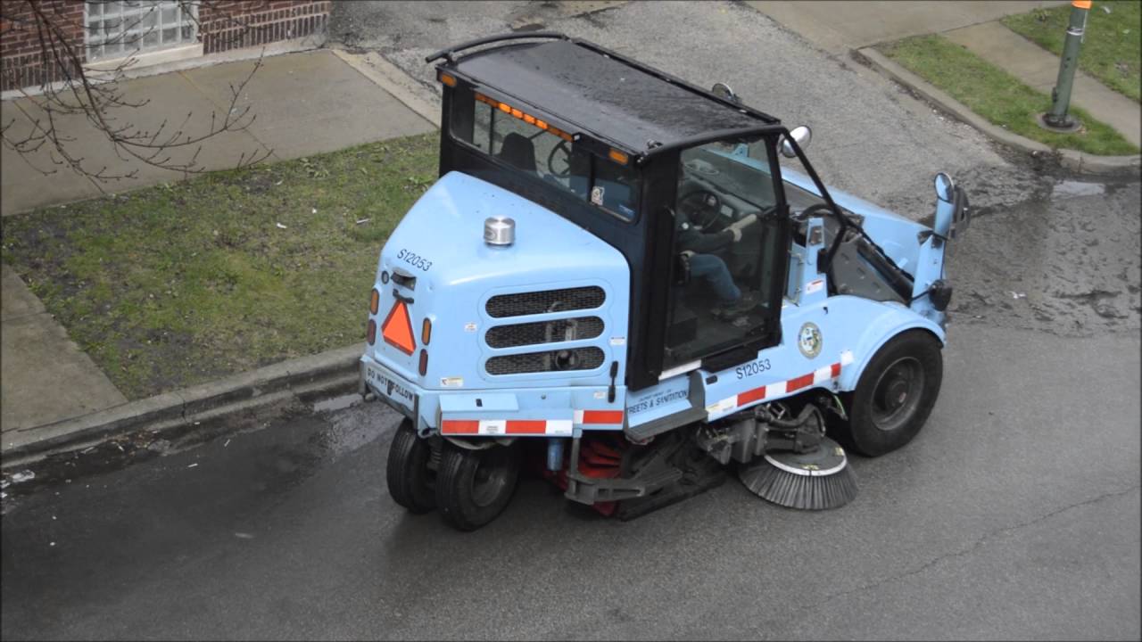 Chicago Elgin Pelican Street Sweeper Working