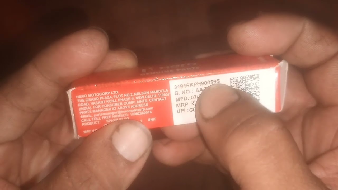 Hero super Splendor i3s Bike ki  original spark plug  unboxing price and unboxing