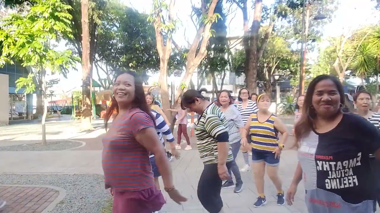 R3 zumba in stripes 3