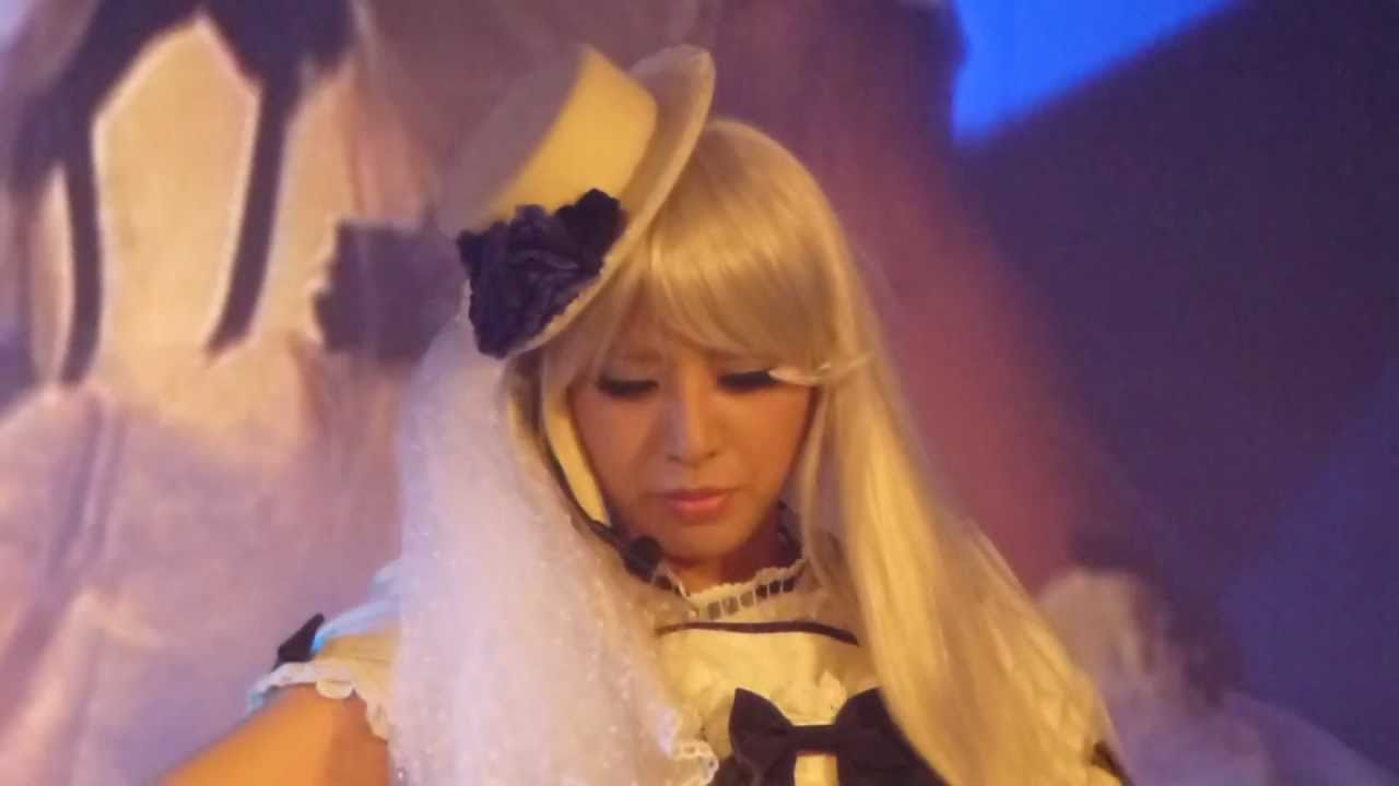 KANON WAKESHIMA: 