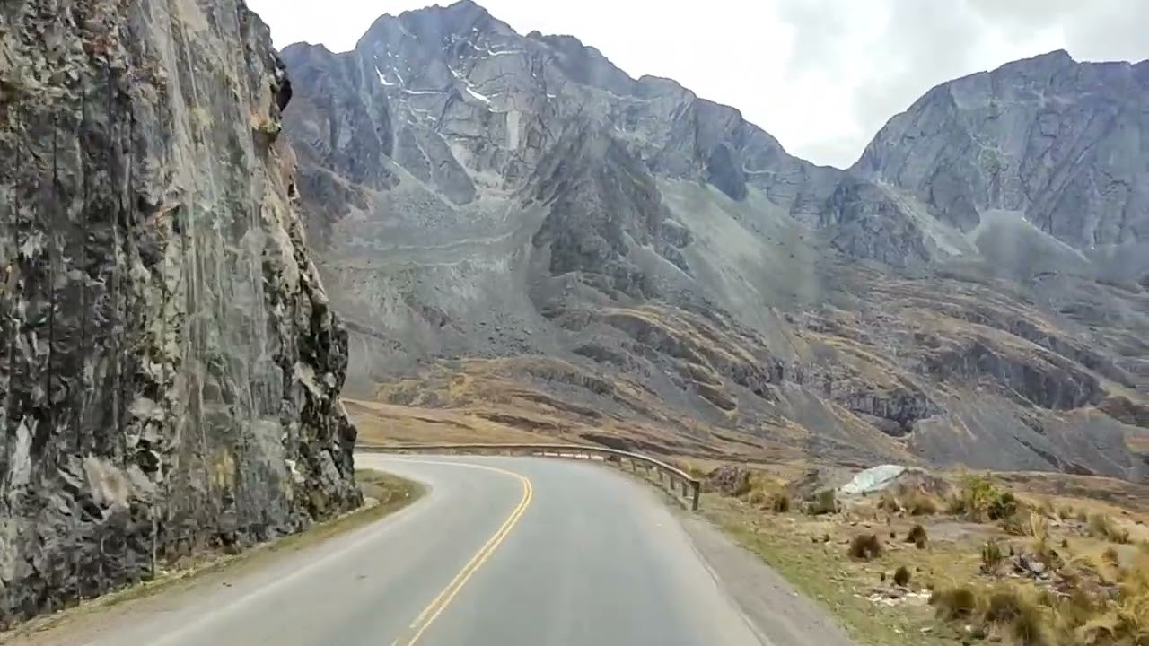 Camino a Yungas - Chulumani || hasta antes del velo de Novia