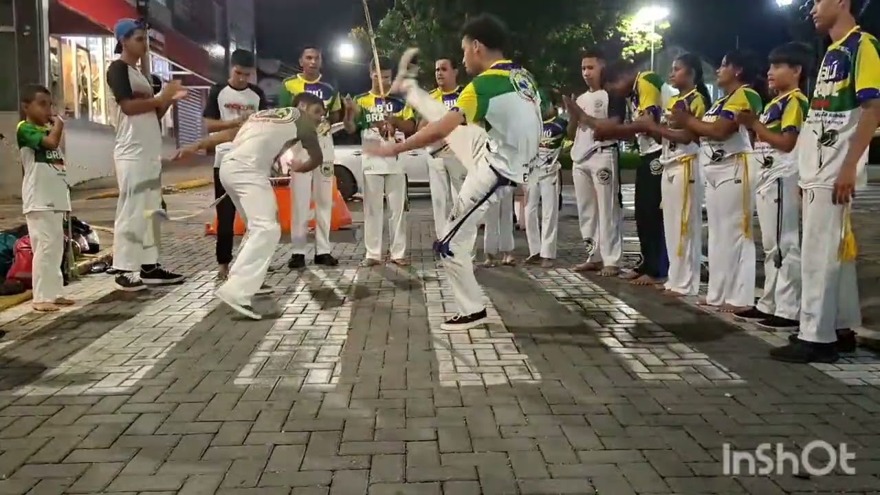 Capoeira em Extrema Mg professor filho da onça gabc