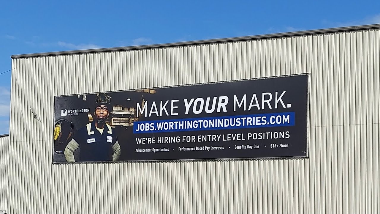 Install Banners on Steel Buildings!