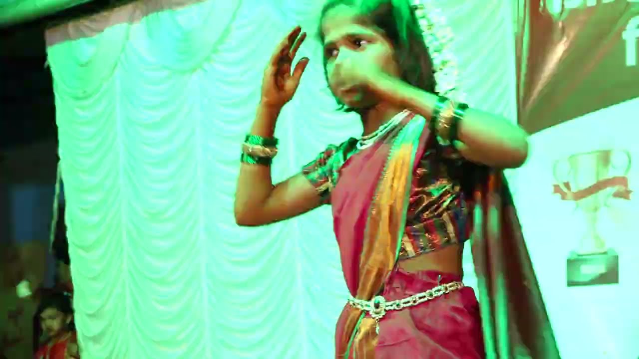 रडु नको बाळा. Radu nako bala dance  तनुजा घोलप  इ  ३री