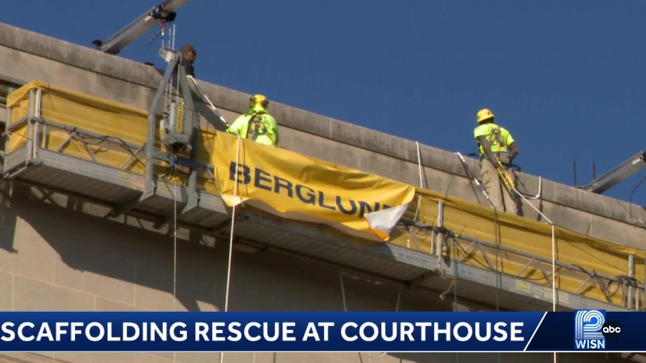 Scaffolding rescue at Milwaukee Courthouse
