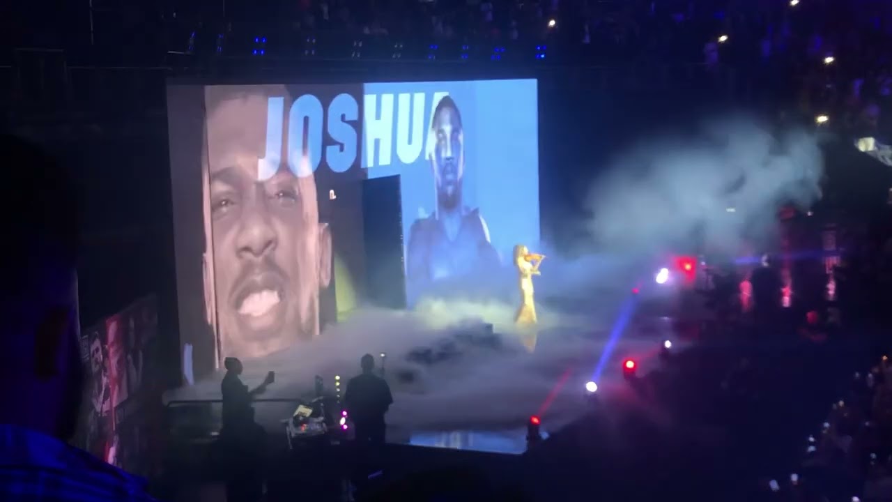 Anthony Joshua and Robert helenius ring walks