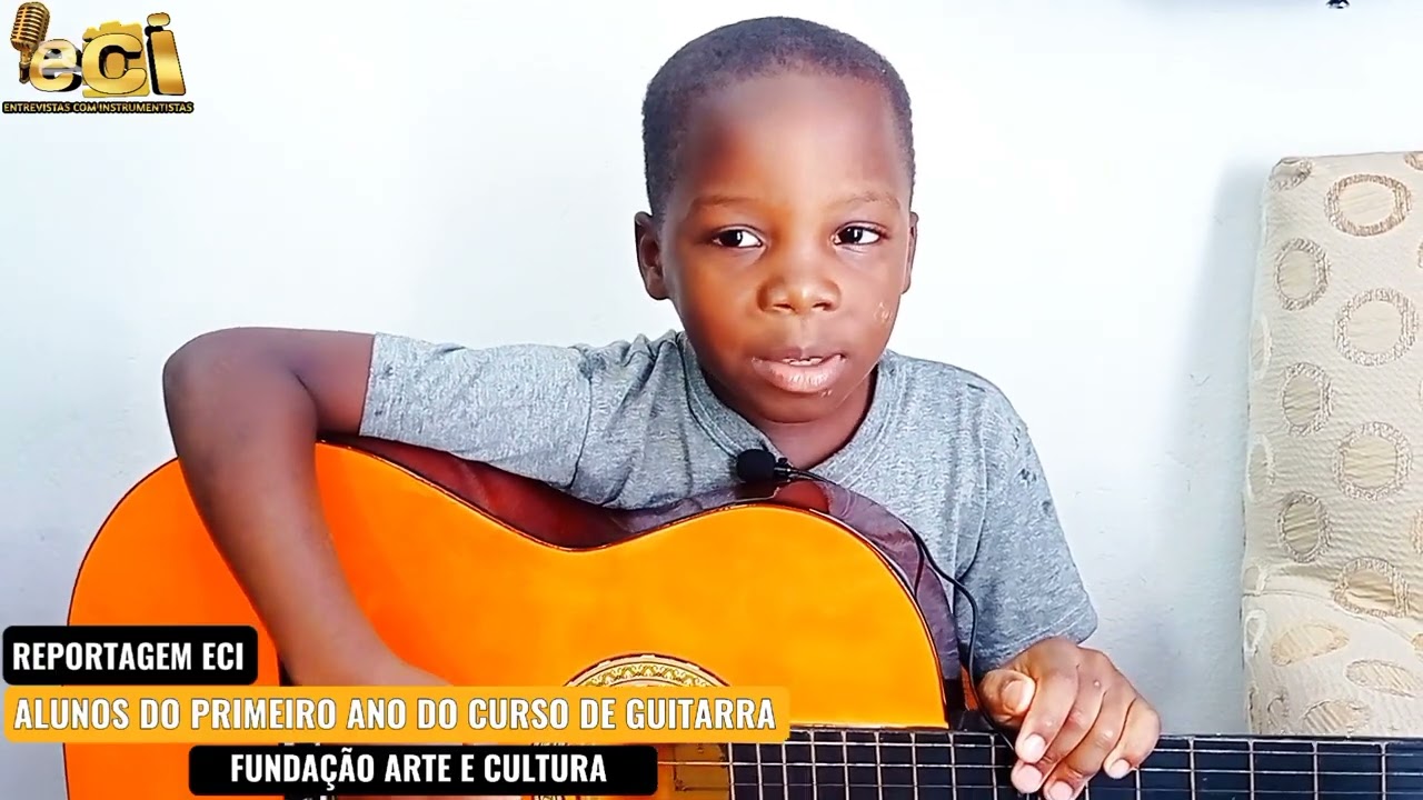 Escolas de música em Angola/Alunos do primeiro ano do curso de guitarra na Fundação Arte e Cultura