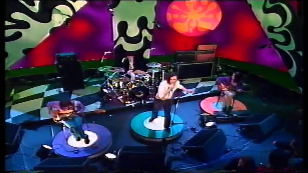 Suede - Brass In Pocket ( The Word 1992 )