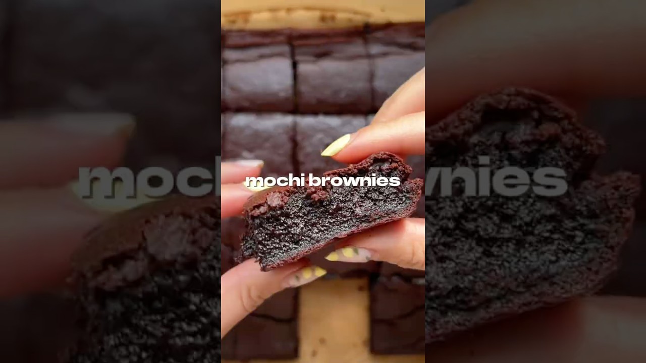 Chewy chocolate mochi brownies are my fave kind of brownies 🤤&hearts;️ #easyrecipe #dessert #baking