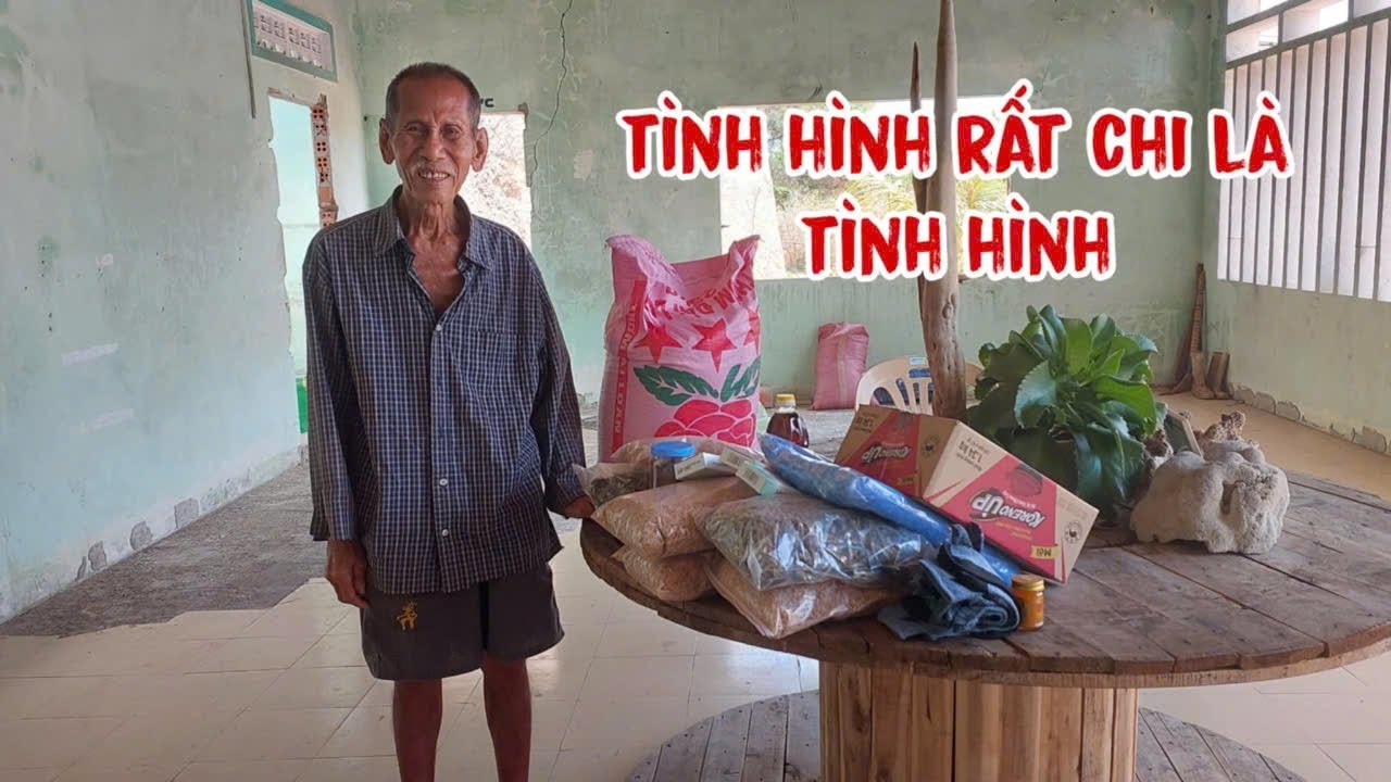 Ông bảy sống nhà hoang sức khỏe già yếu và câu chuyện gia đình bên Mỹ