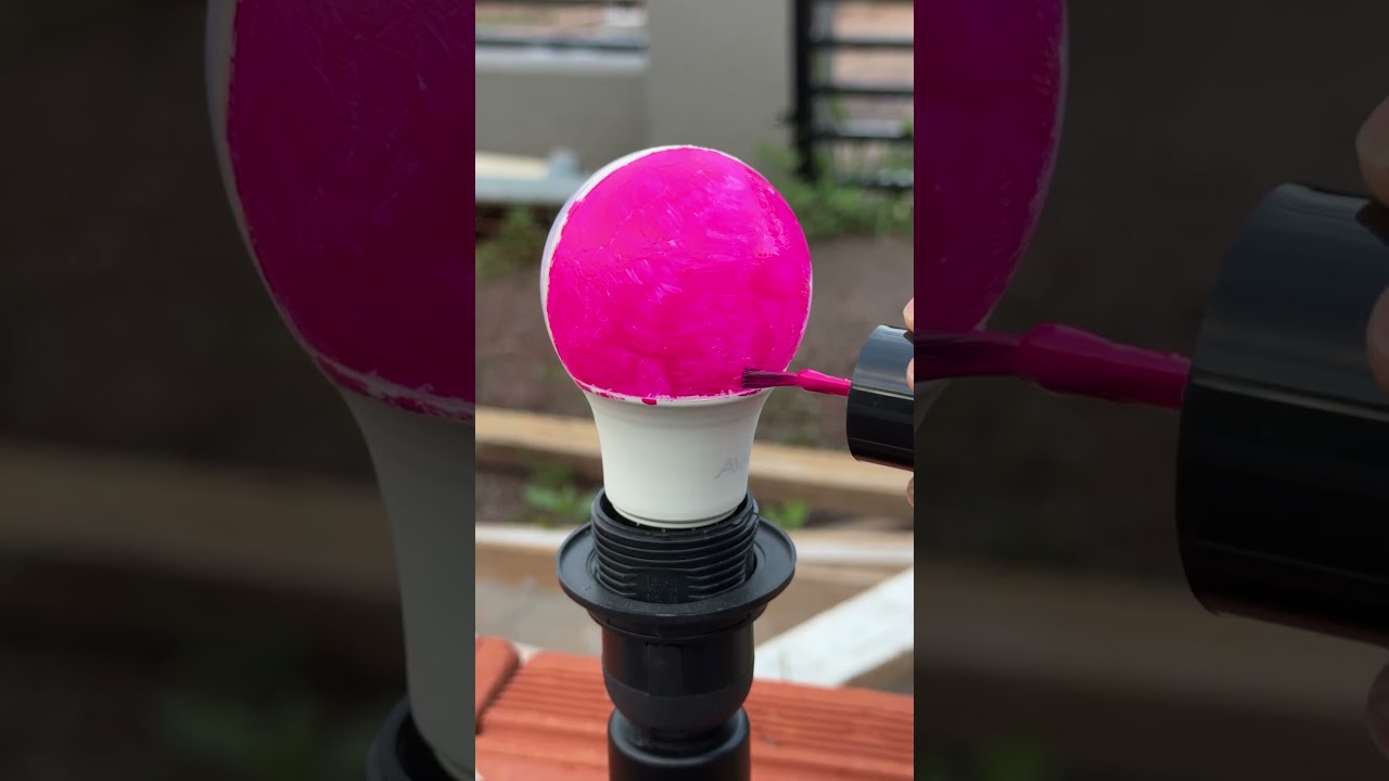 LUZ COLORIDA con esmalte de u&ntilde;as 💡💅