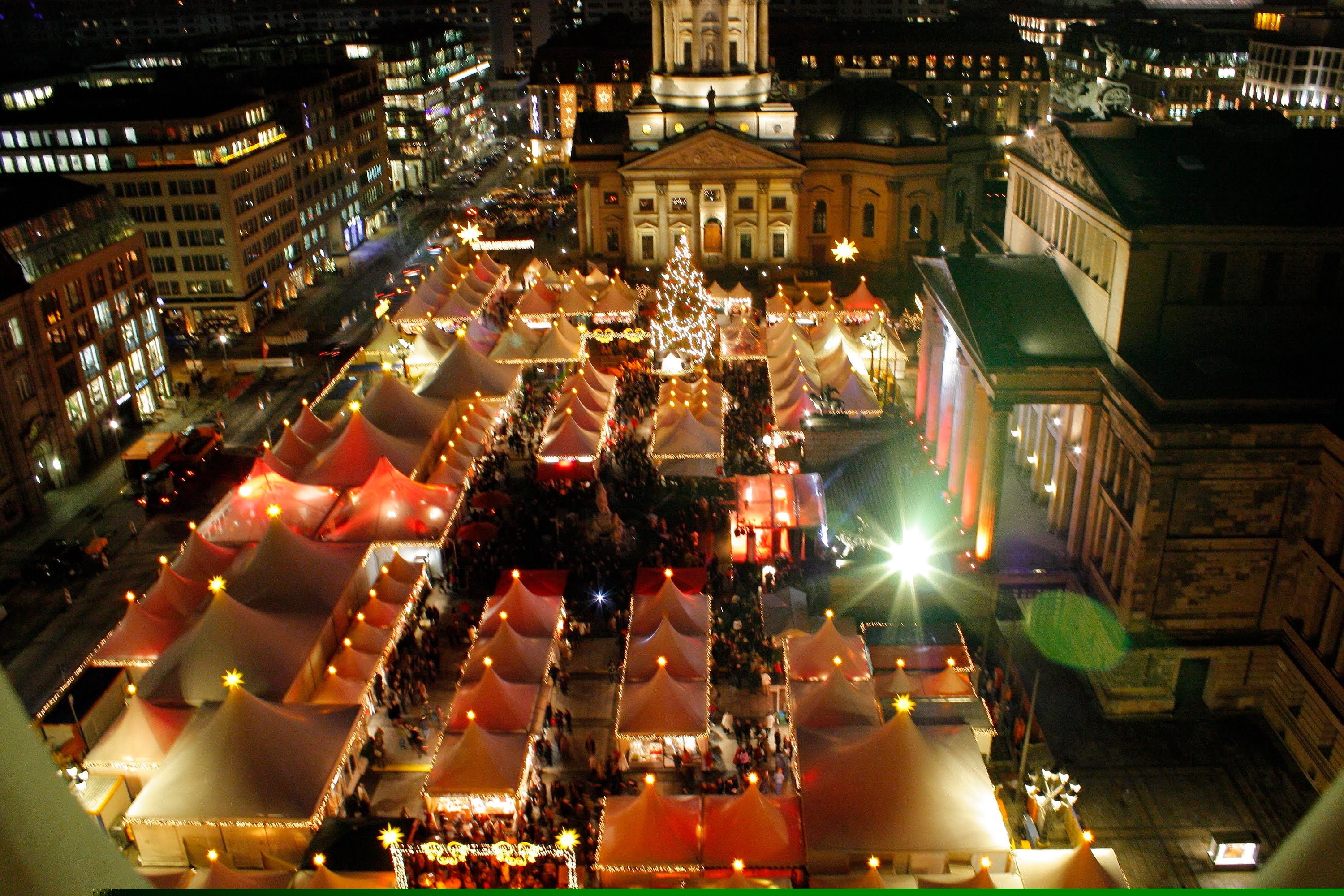 Germany, Berlin City, Vorweihnachtszeit (Christmas season) HD 1080P