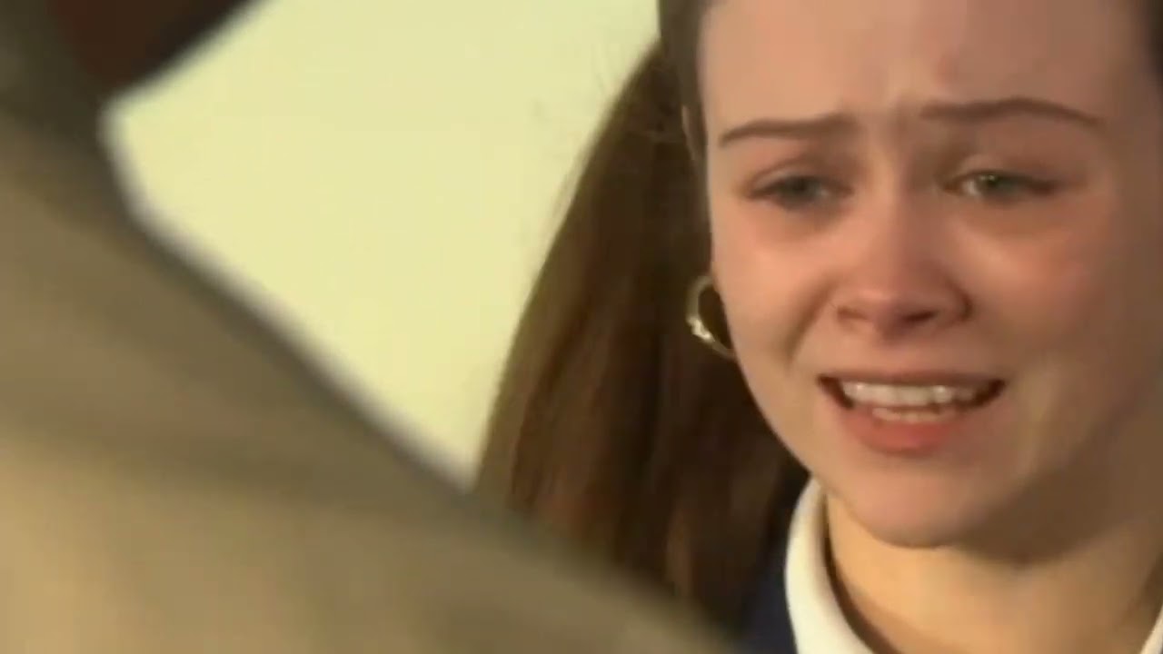 Hollyoaks | Juliet confesses her love for Darren