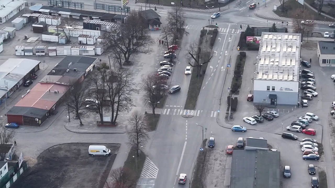 Zachód słońca, samolot i pociągi w Łowiczu z drona DJI Mini 5 Pro. 13.03.2026.