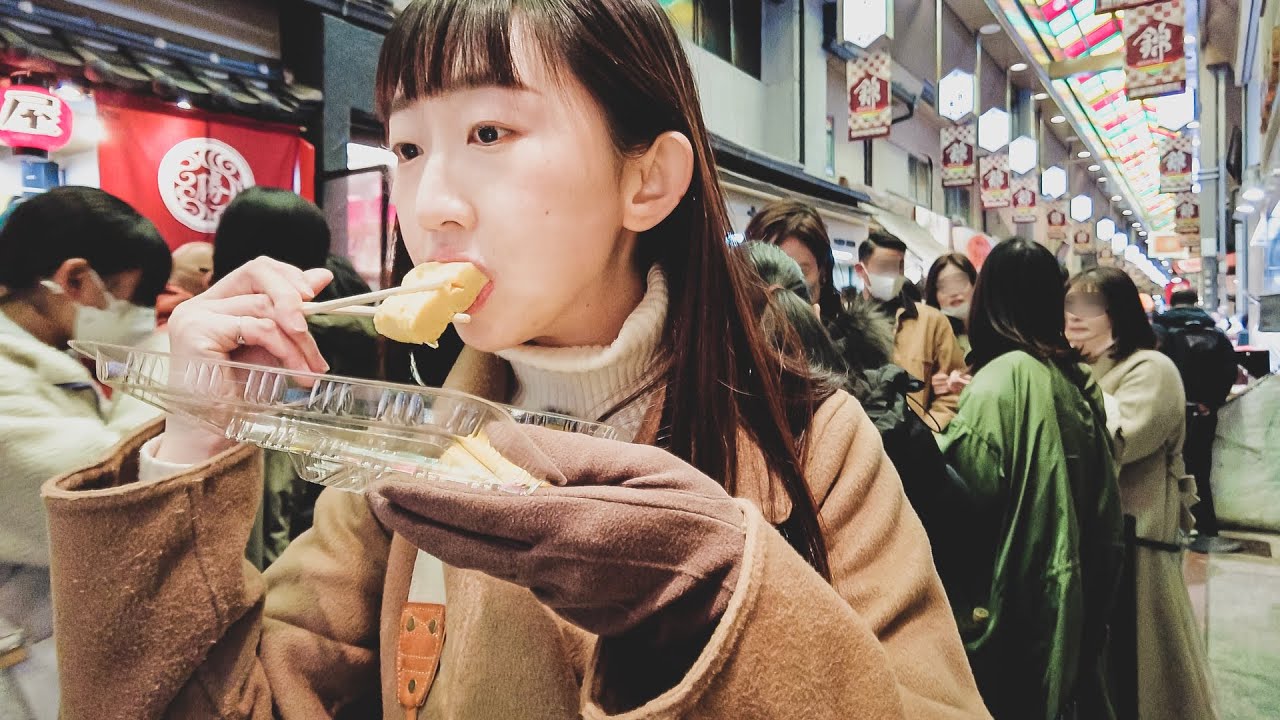 【京都旅遊】錦市場美食散步😋豆乳甜甜圈、海鰻天婦羅、奶油紅豆鯛魚燒、豆皮奶油可樂餅、史努比茶屋｜關西京都自由行｜實彩子Misako