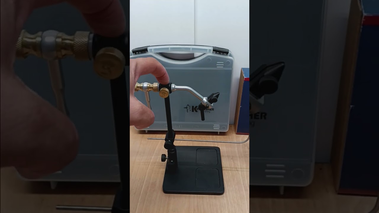 Renzetti Traveller 2000 vs Kingfisher Bitteroot Rotary Fly Tying Vise