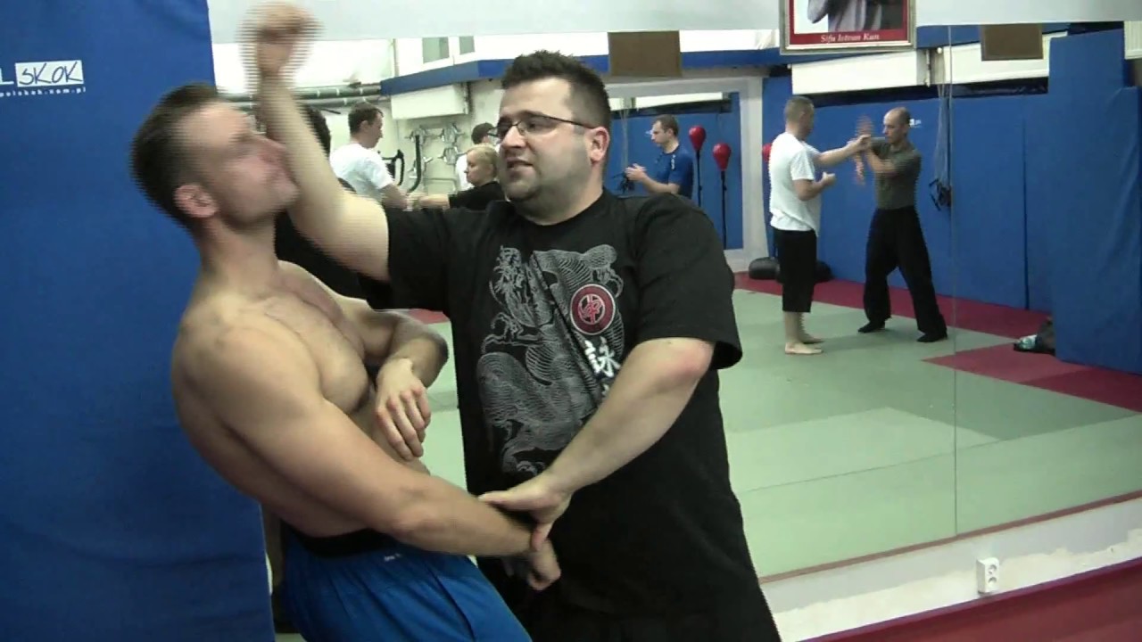 REAL WING TSUN - KOP JARN