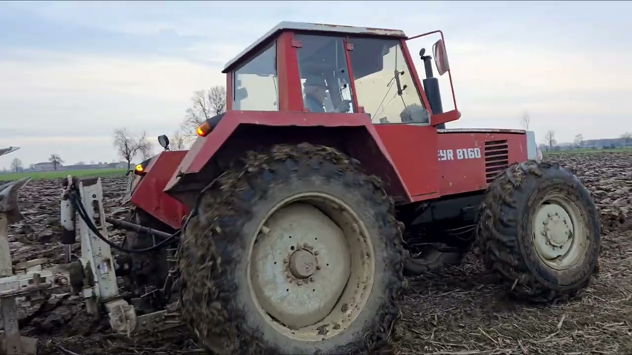 Aratura con il Sig.Giovanni di anni 93 #Campagna Cremonese #Agricoltura #Italytraktor