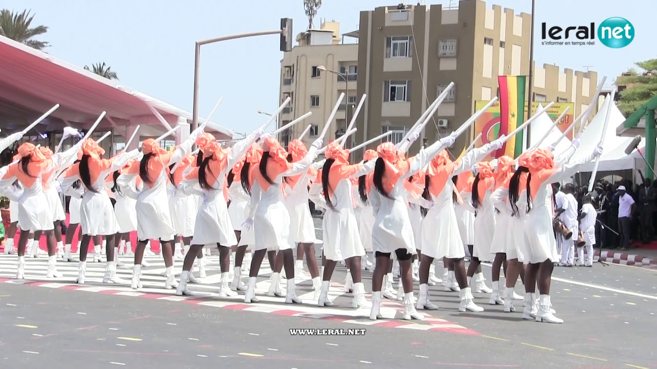 Les Majorettes du Lycée Kennedy toujours aussi phénoménales, regardez