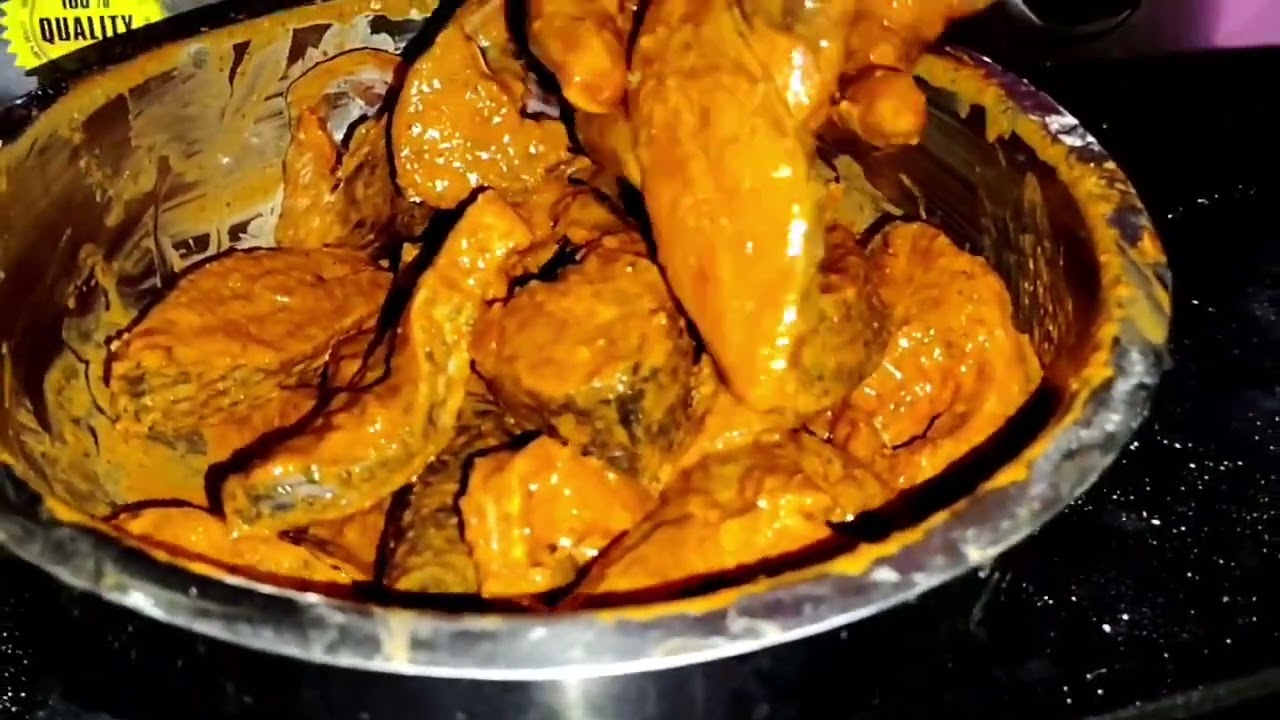 एकदम क्रिस्पी मच्छी फ्राय.... खूप सोप्या पद्धतीने.... कमी साहित्यामध्ये... लवकर होणारी #मच्छी #food 