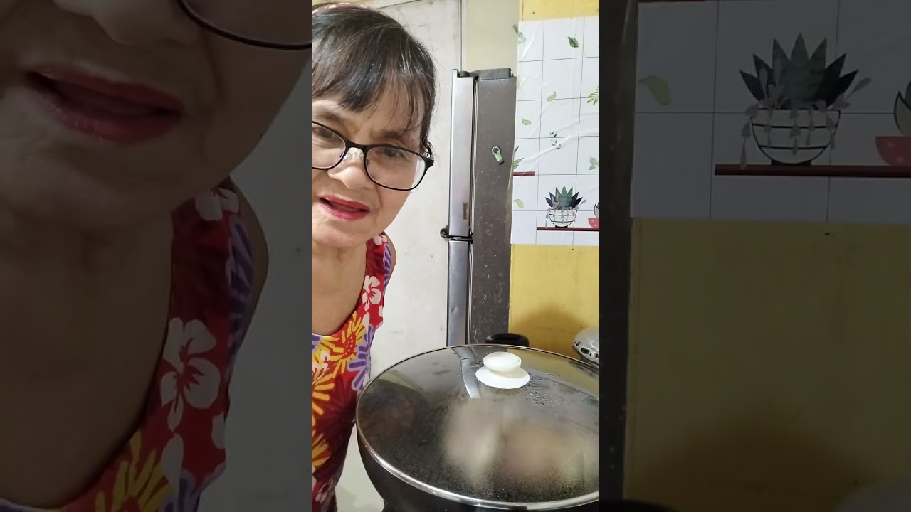 Cooking with Lola Creseng: Pata Tim!