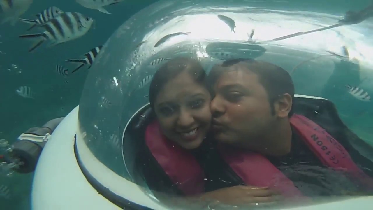 Underwater Scooter Mauritius Honeymoon Couple - Blue Safari Sports.