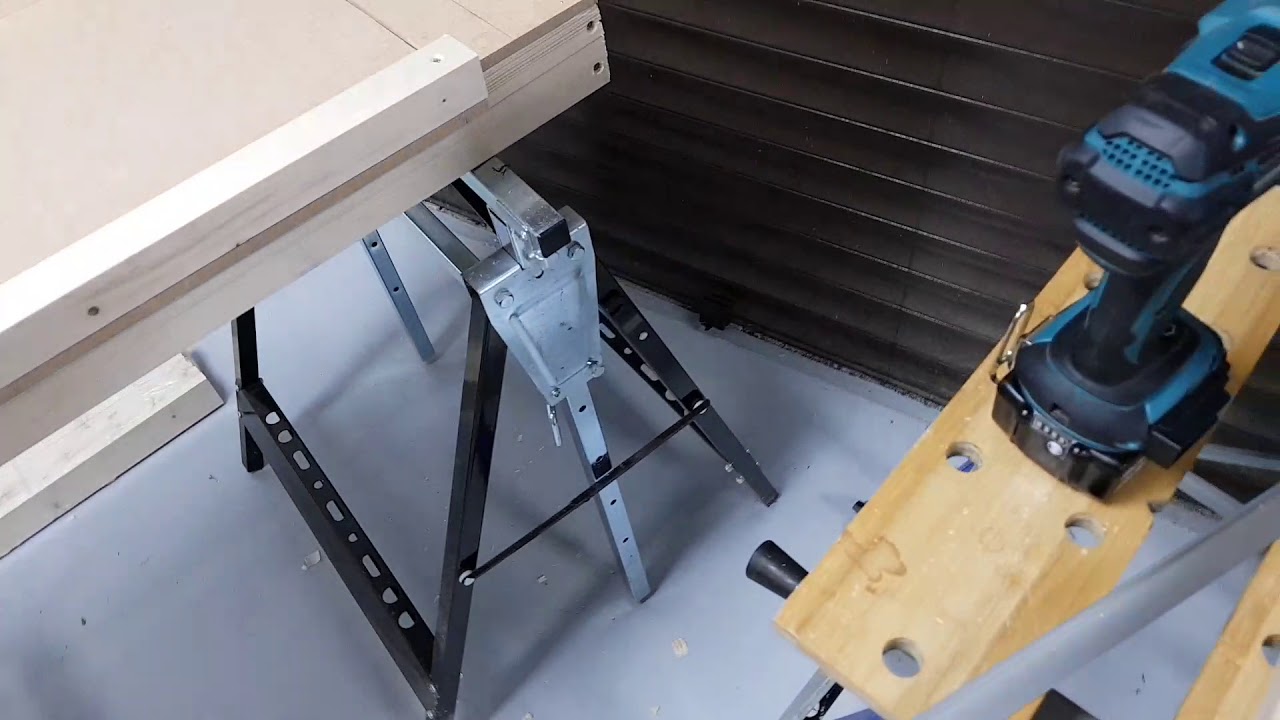 How to make a model railway traverser