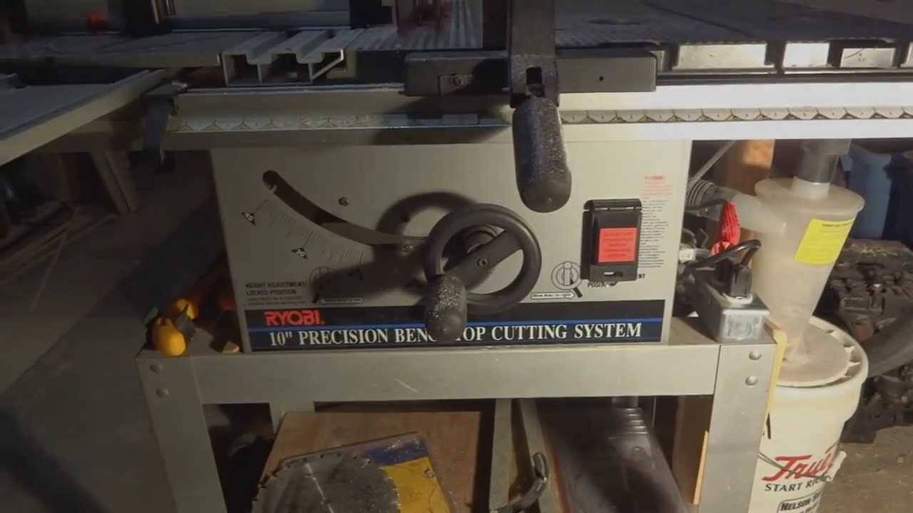 Ryobi BT3000 - Vacuum and Dust Deputy Setup